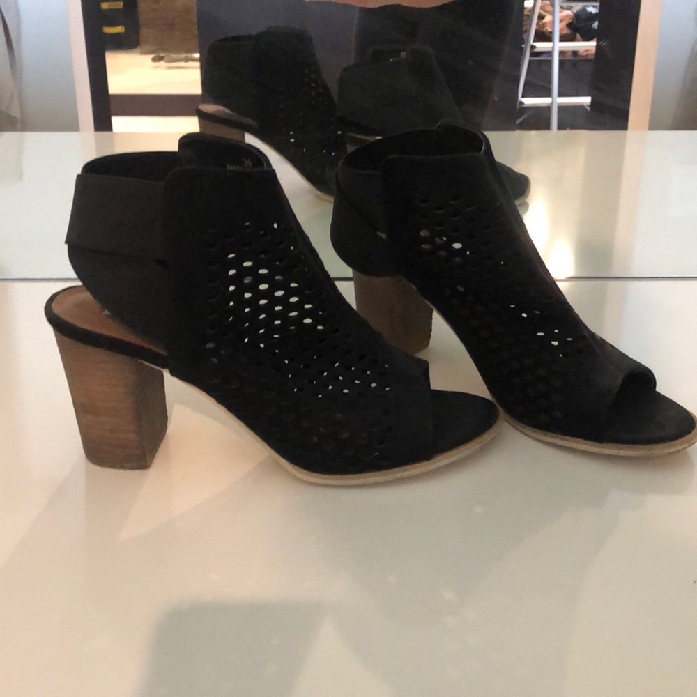 Steve Madden peep toes